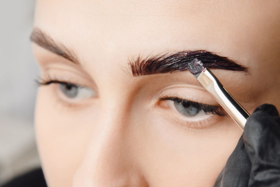 Eyebrow Shape and Tint with Eyelash Tint