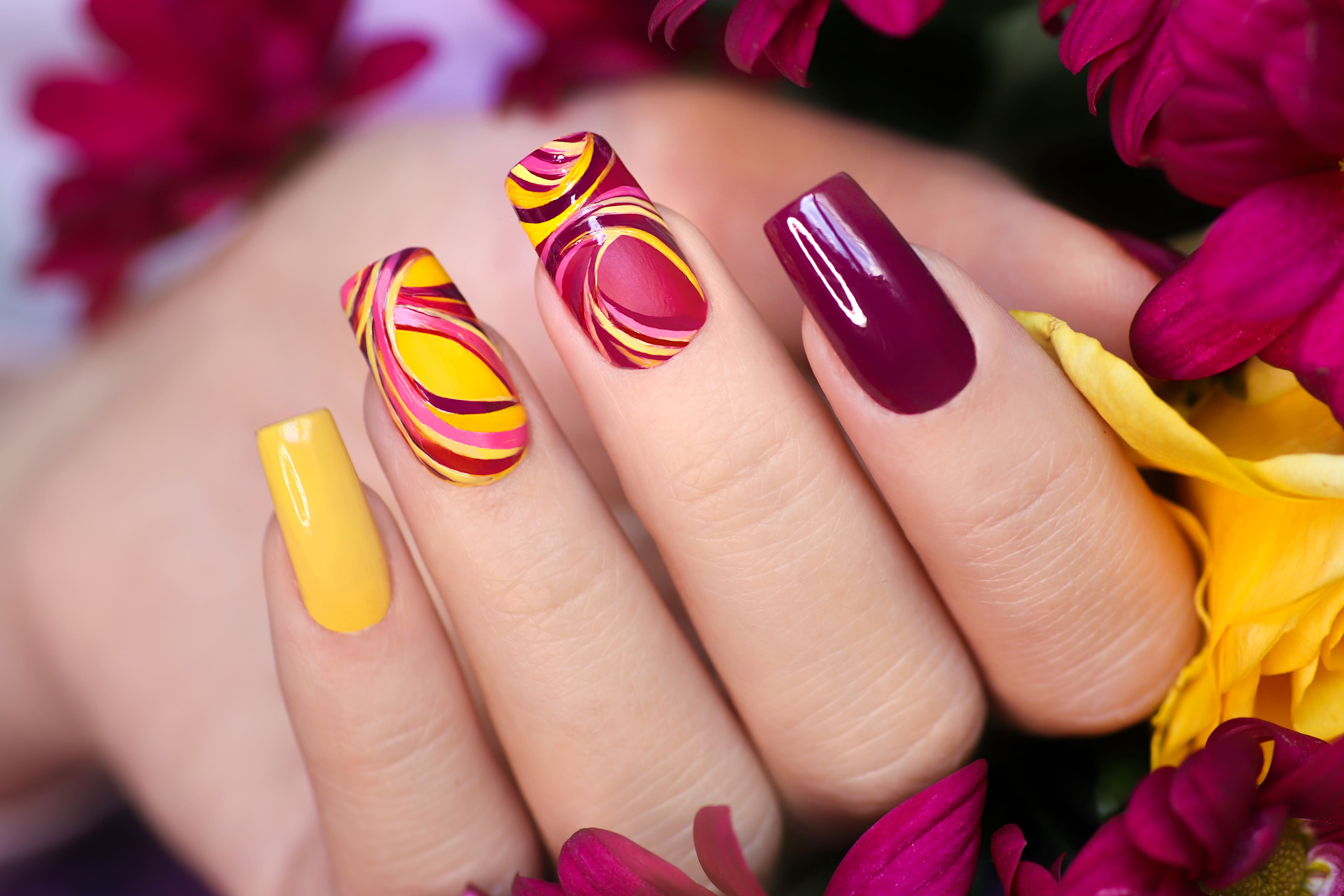 55 Clear Nail Designs That Are Anything But Boring